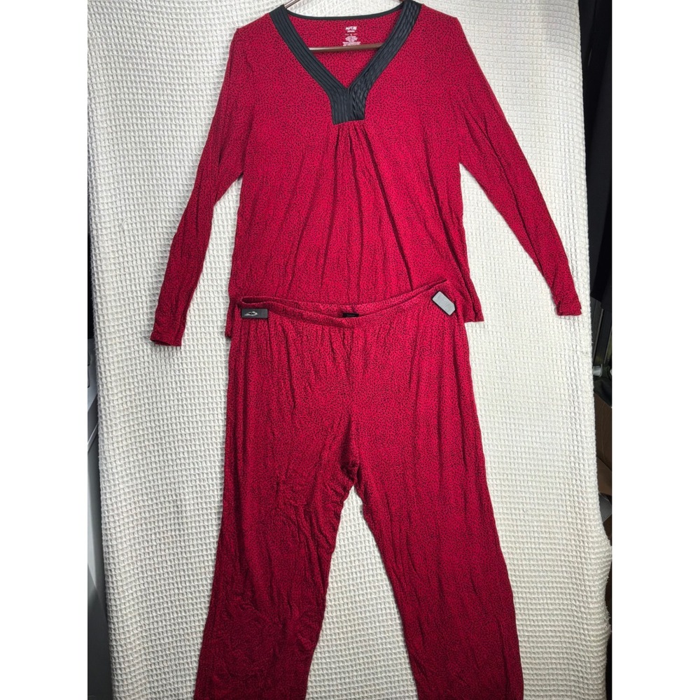 Loungewear Womens Apt 9 Pajama Set L Red Black Animal Print Long Sleeve V-Neck
